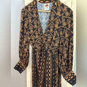 Anthropologie FARM Rio Long Sleeved Midi 100% Viscose Summer Dress size XS EUC